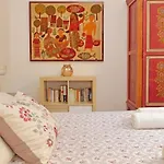Warm, Cozy Near The Colosseum *