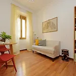 דירה Warm, Cozy Near The Colosseum