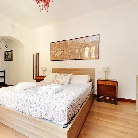 아파트 Warm, Cozy Near The Colosseum